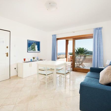 Seaview Apartment Porto Pozzo Esterno foto